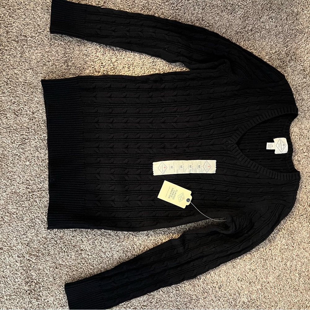 St. John’s bay v-neck woven sweater